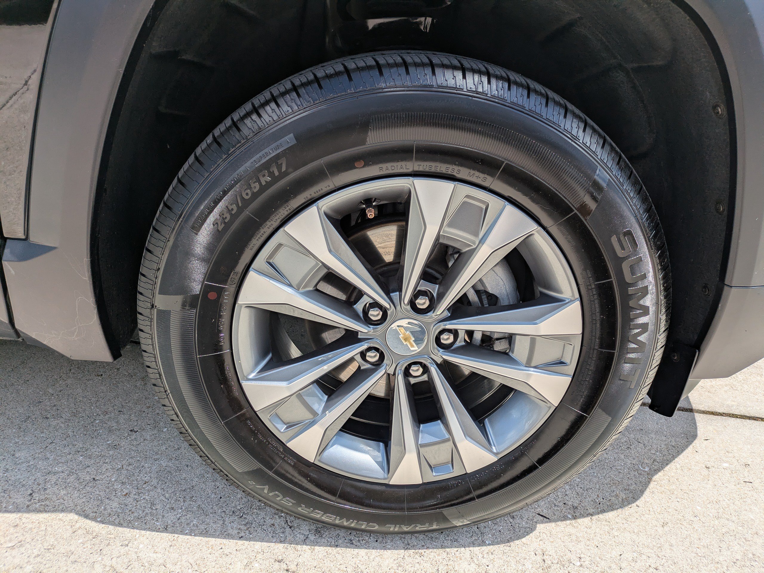 Used 2025 Chevrolet Equinox LT w/ Convenience Package II FWD image 11