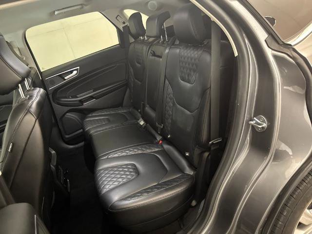 Certified 2024 Ford Edge Titanium image 31