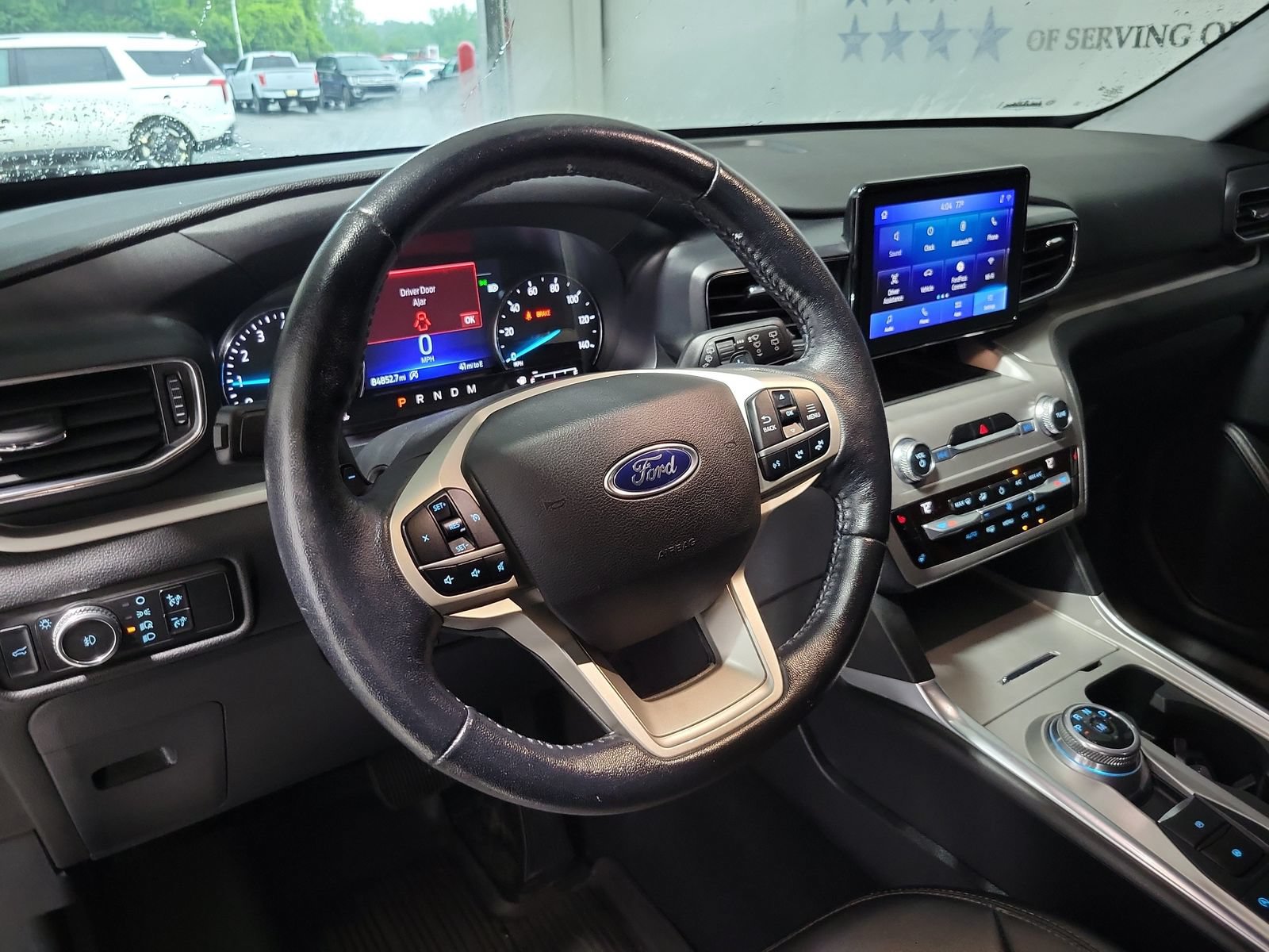 Certified 2021 Ford Explorer XLT w/ Equipment Group 202A AWD/4WD image 10