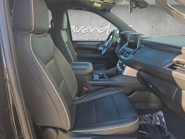 Used 2022 GMC Yukon SLT w/ SLT Luxury Package image 24