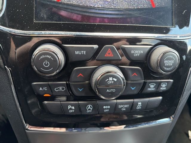 Used 2022 Jeep Grand Cherokee Laredo X RWD image 20