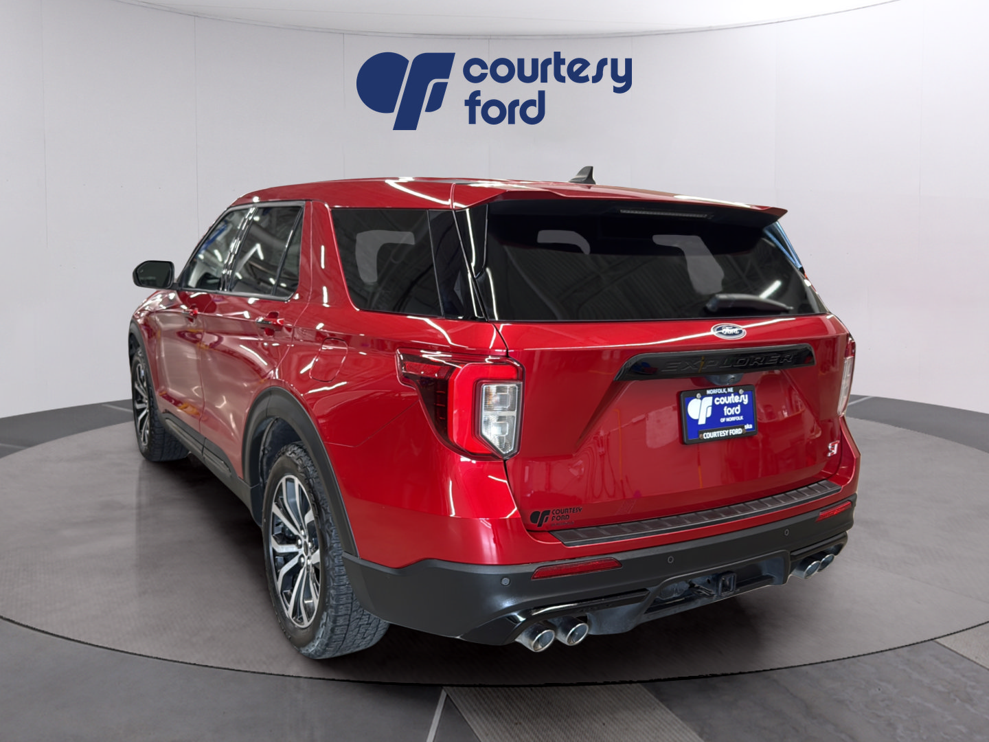 Certified 2022 Ford Explorer ST AWD/4WD image 5