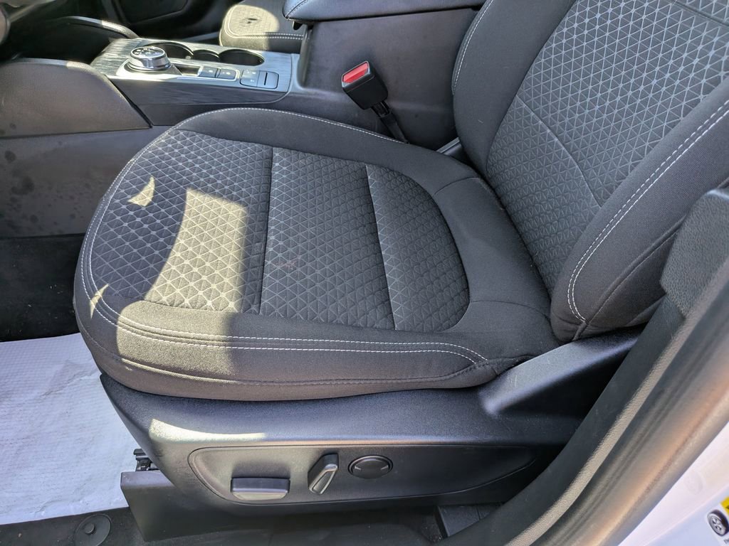 Certified 2024 Ford Escape Active FWD image 19