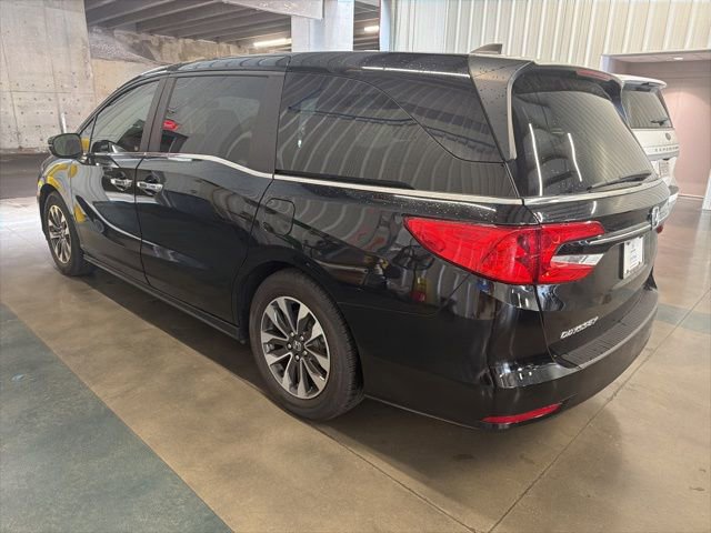Used 2024 Honda Odyssey EX-L image 3