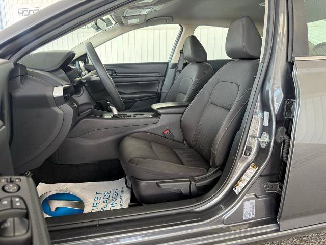Used 2024 Nissan Altima 2.5 S FWD image 6