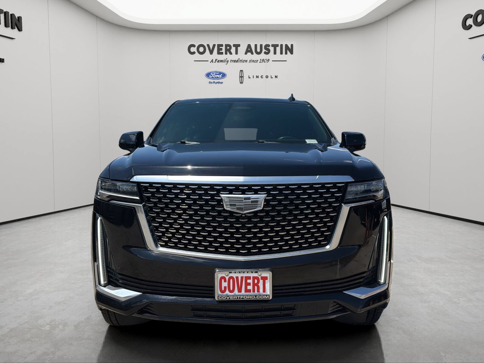 Used 2021 Cadillac Escalade Premium Luxury RWD image 8