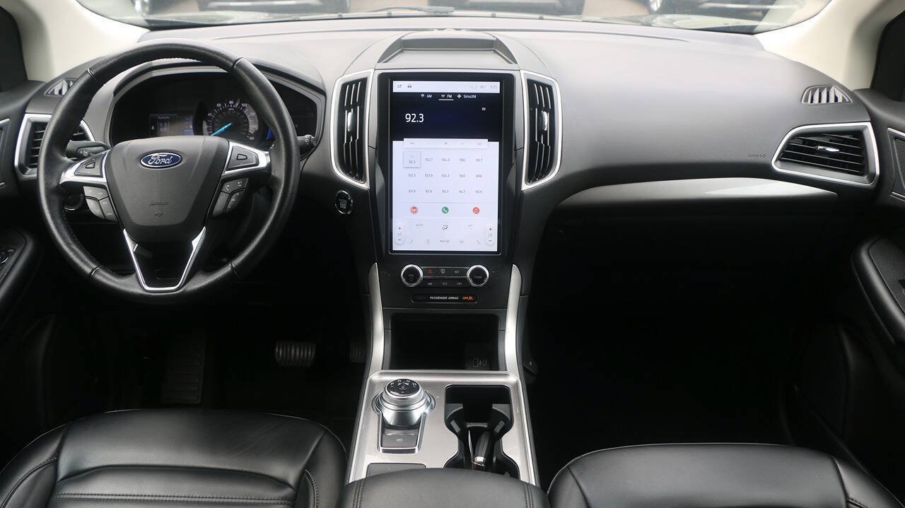 Certified 2024 Ford Edge SEL AWD/4WD image 16