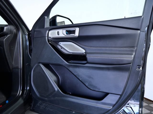 Certified 2023 Ford Explorer ST w/ Equipment Group 401A AWD/4WD image 9