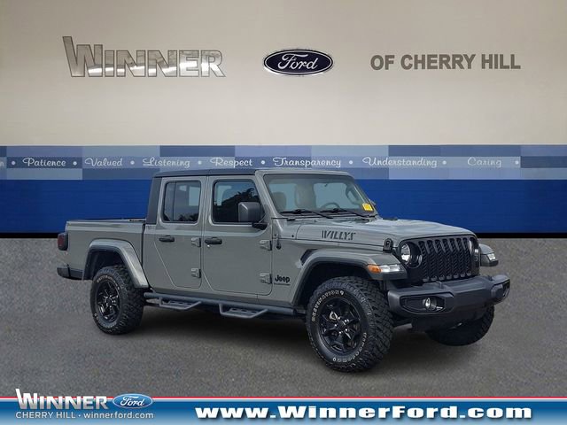 Used 2022 Jeep Gladiator Sport AWD/4WD image 1