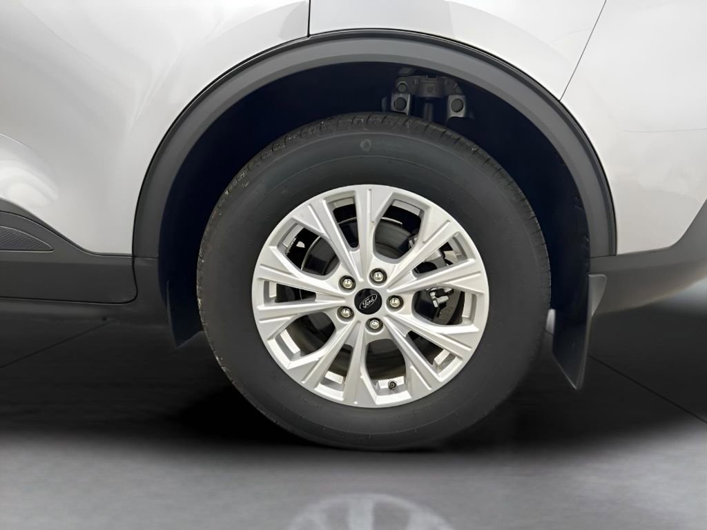 Certified 2024 Ford Escape Active w/ Cold Weather Package FWD image 16