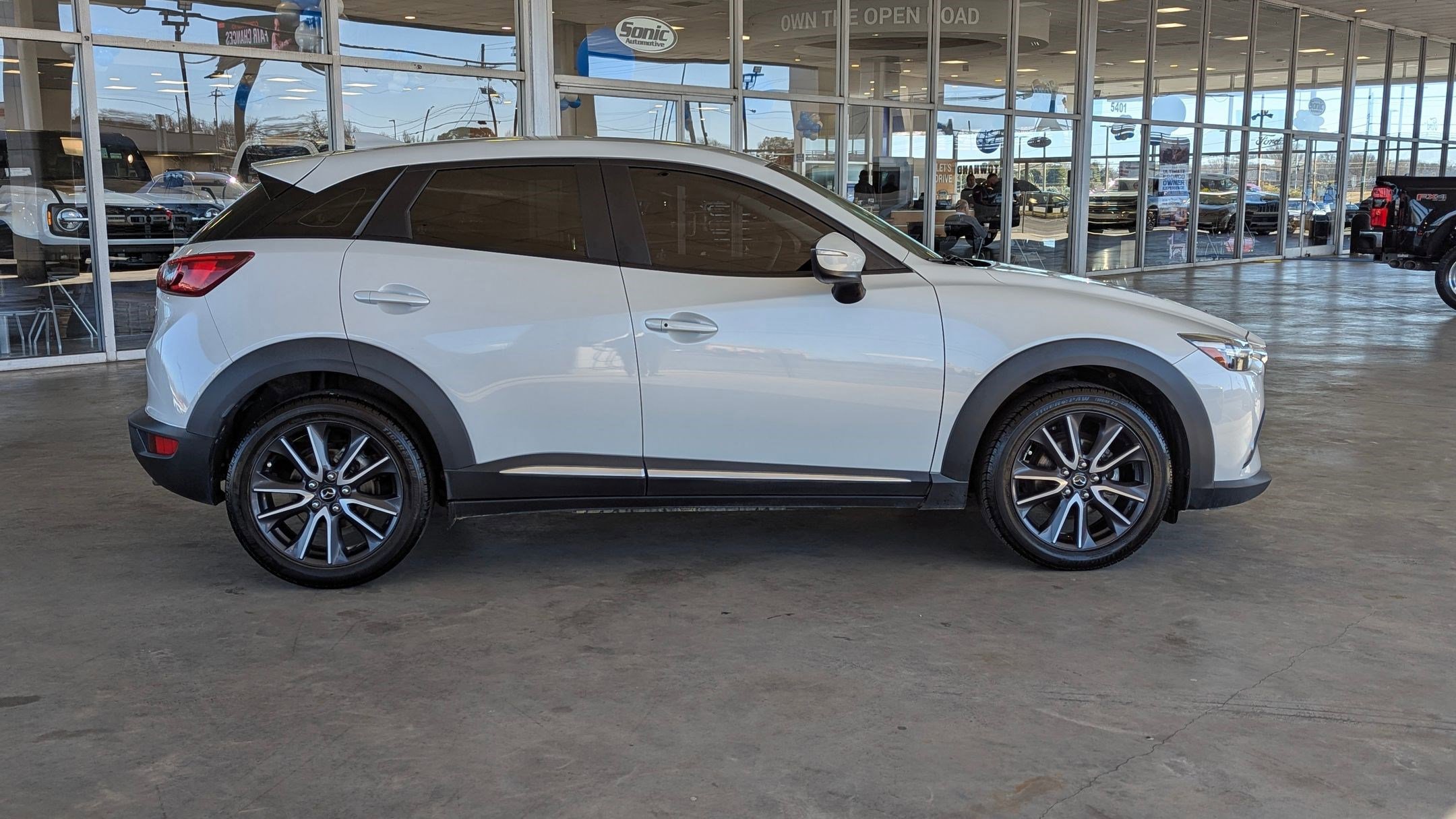 Used 2018 MAZDA CX-3 Grand Touring image 6
