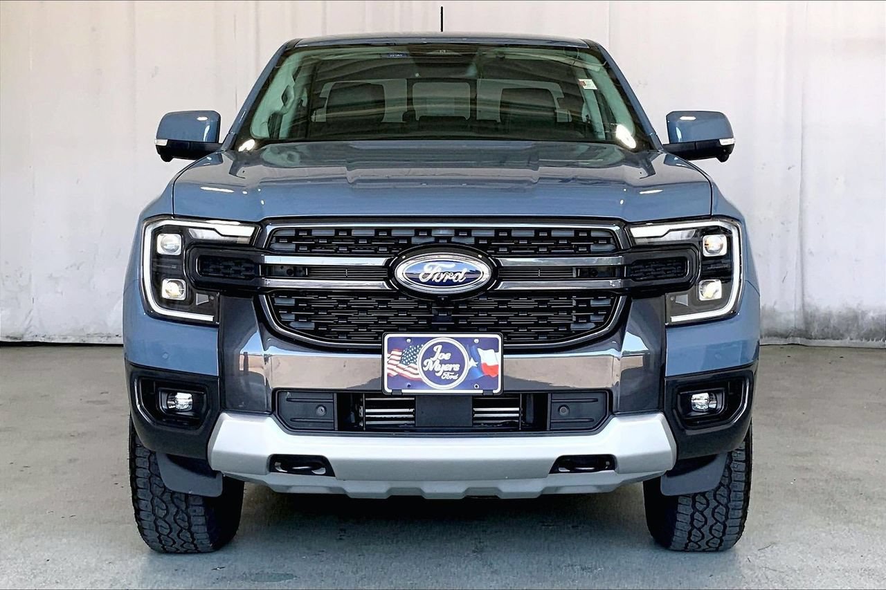 Certified 2025 Ford Ranger Lariat w/ FX4 Off-Road Package AWD/4WD image 2
