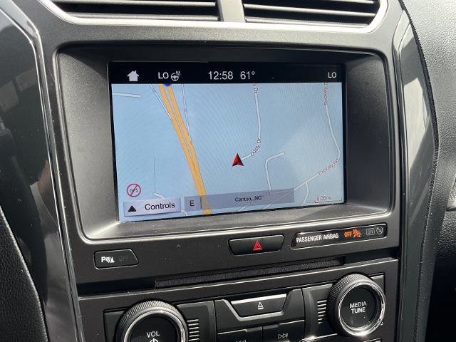 Certified 2017 Ford Explorer XLT w/ Equipment Group 202A image 10