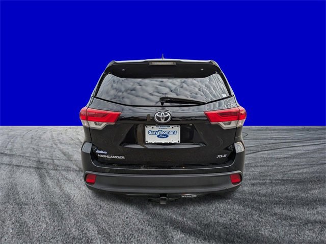 Used 2018 Toyota Highlander XLE image 4