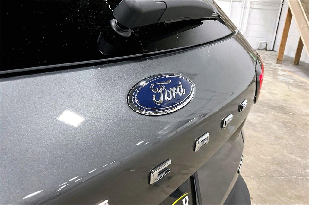 Certified 2025 Ford Escape ST-Line Select w/ Tech Pack #1 image 31