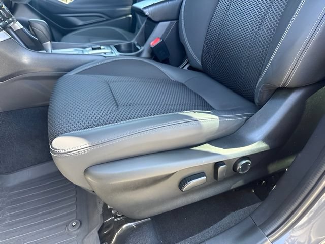 Used 2022 Subaru Forester Premium AWD/4WD image 16