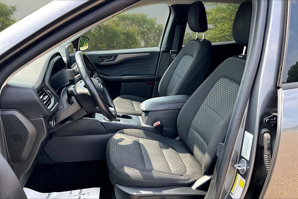 Certified 2023 Ford Escape Active AWD/4WD image 25