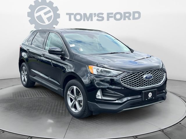 Certified 2023 Ford Edge SEL w/ Convenience Package AWD/4WD image 9