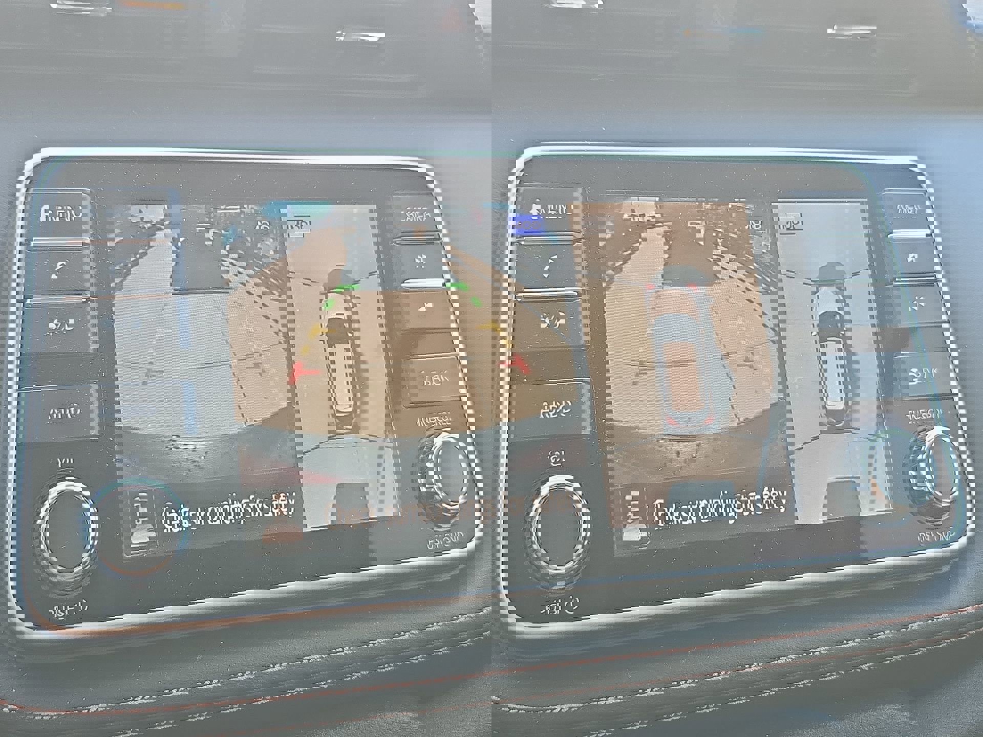 Used 2020 Nissan Kicks SR image 16