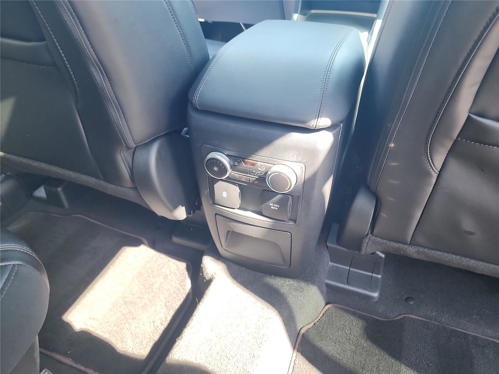 Certified 2023 Ford Explorer Platinum w/ Technology Package image 27