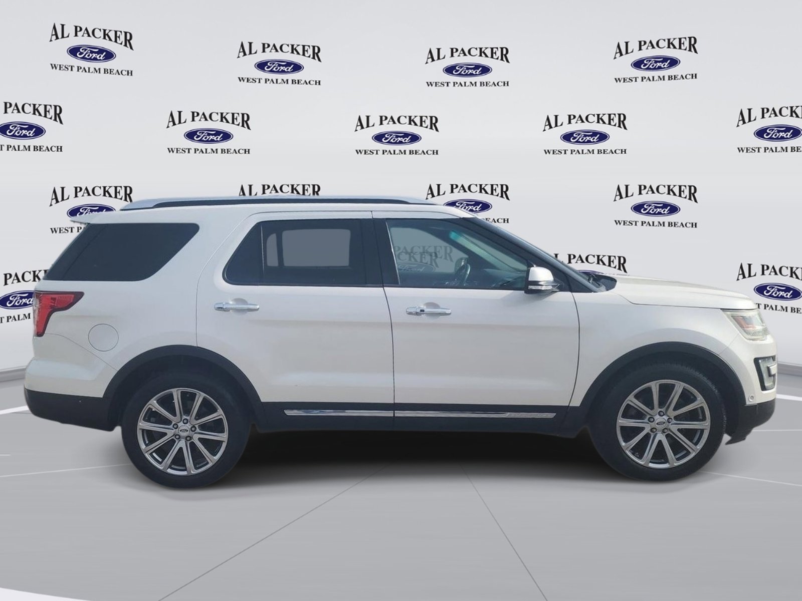 Certified 2017 Ford Explorer Limited w/ Equipment Group 301A FWD image 6