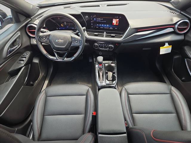 Used 2025 Chevrolet Trax RS w/ Driver Confidence Package FWD image 15