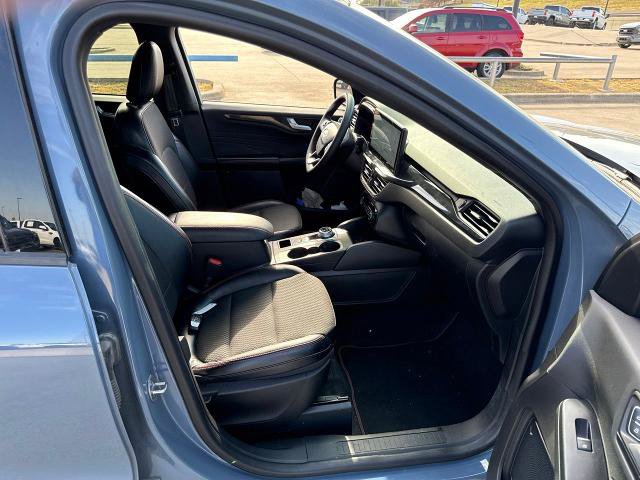 Certified 2023 Ford Escape ST-Line w/ Tech Pack #1 FWD image 14