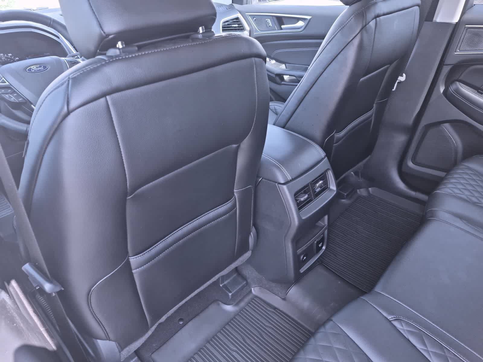 Certified 2024 Ford Edge Titanium AWD/4WD image 18