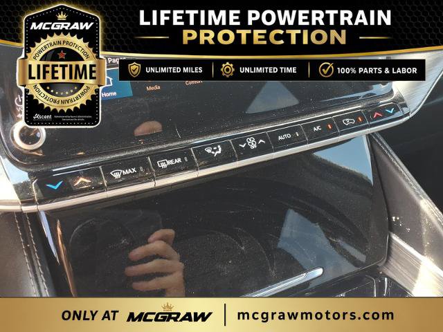 Used 2024 Jeep Wagoneer L Series II AWD/4WD image 24