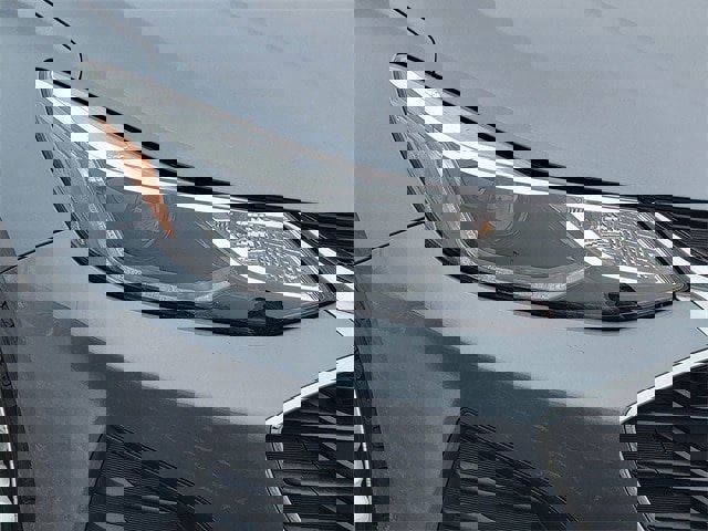 Used 2019 Chevrolet Cruze Diesel w/ Sun And Sound Package image 16