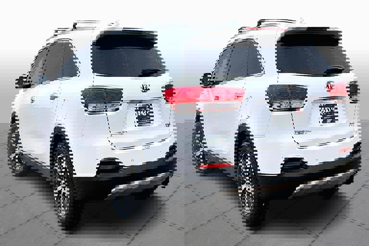 Used 2018 Kia Sorento EX image 4