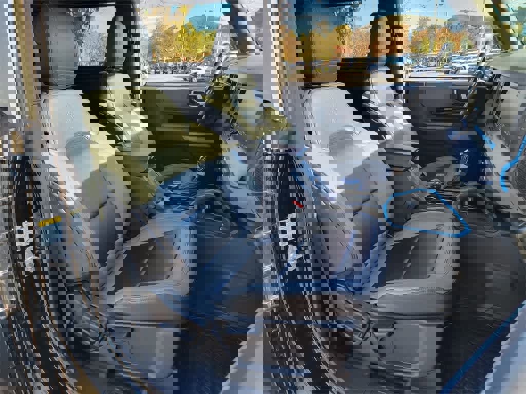 Certified 2023 Ford Bronco Black Diamond w/ Sasquatch Package image 16