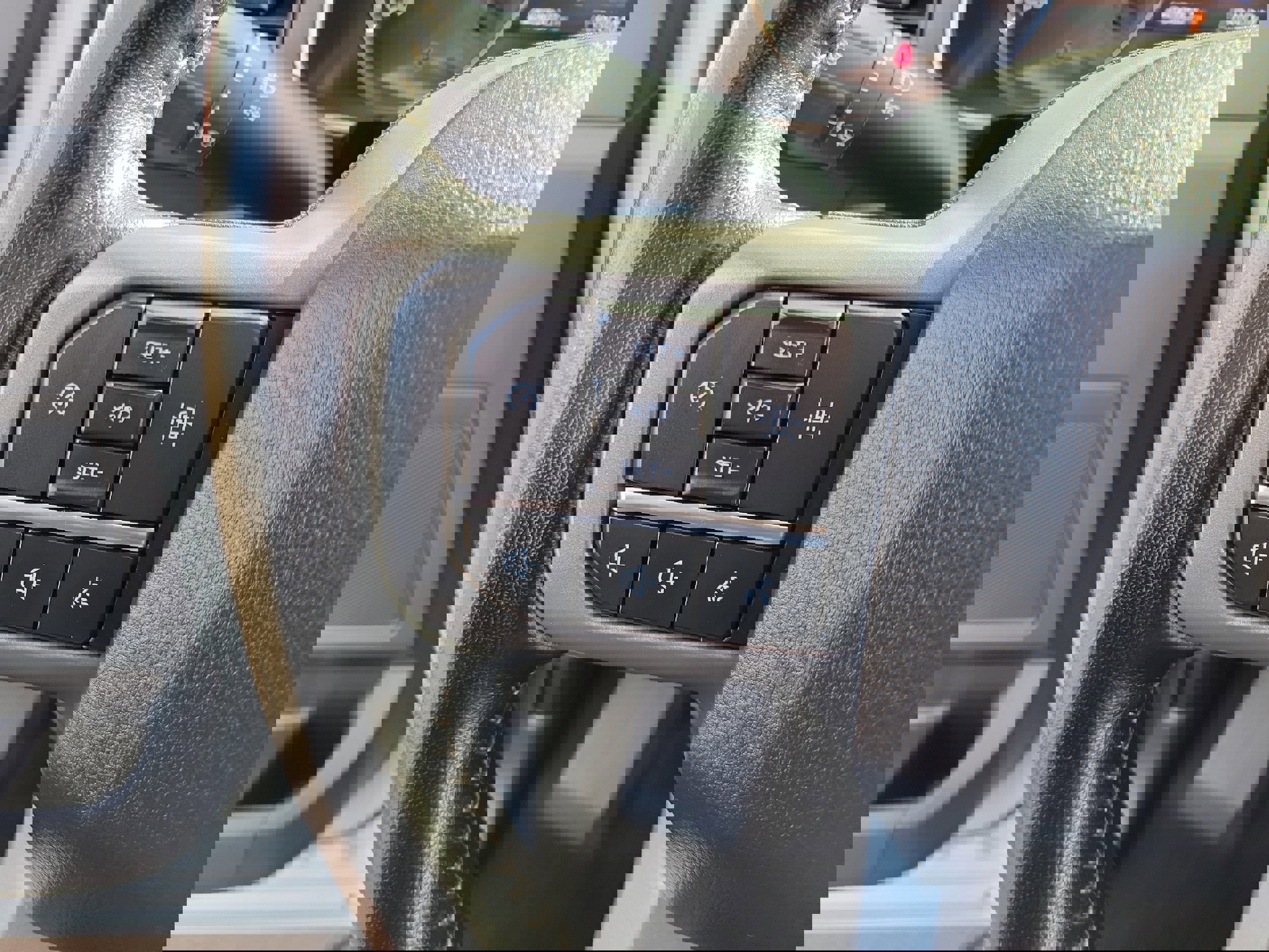 Certified 2022 Ford F150 XLT w/ Equipment Group 302A High image 27