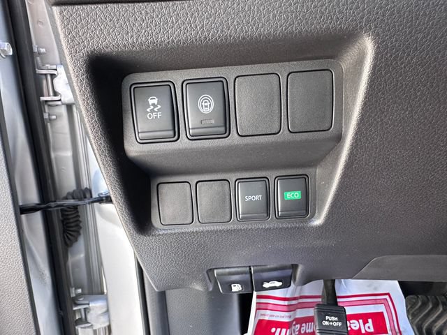 Used 2021 Nissan Rogue Sport S FWD image 12