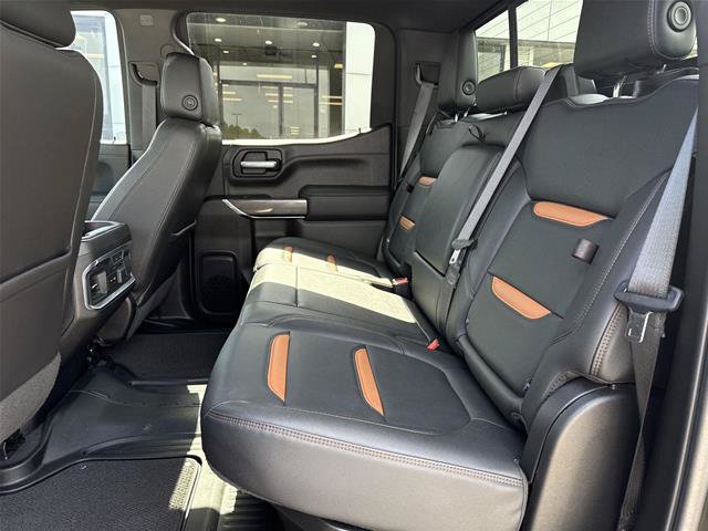 Used 2021 GMC Sierra 1500 AT4 w/ AT4 Value Package AWD/4WD image 5