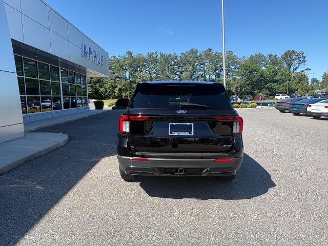 Certified 2025 Ford Explorer ST-Line AWD/4WD image 4