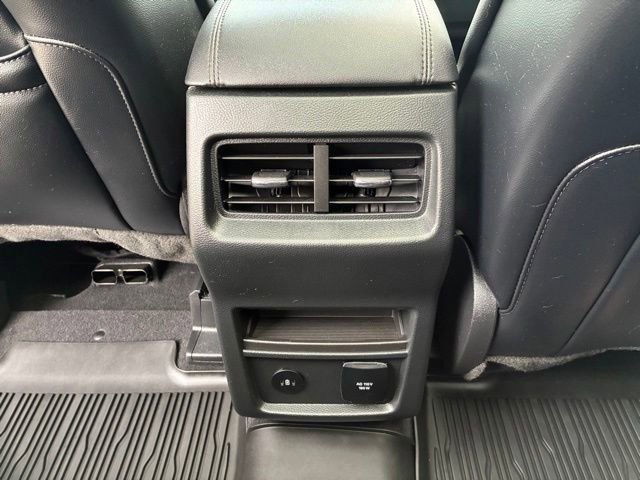 Certified 2023 Ford Edge SEL w/ Convenience Package AWD/4WD image 16