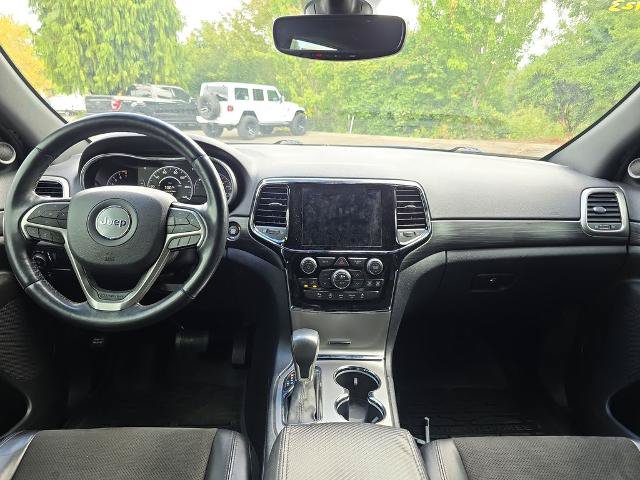 Used 2020 Jeep Grand Cherokee Altitude AWD/4WD image 6