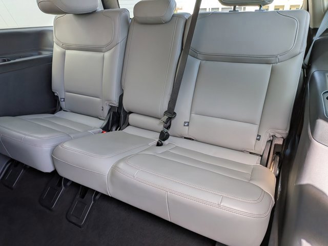 Certified 2025 Ford Expedition Active image 32