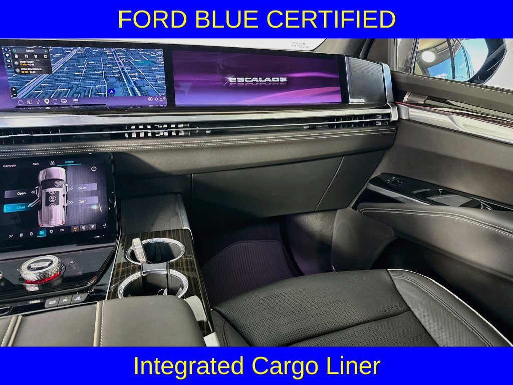 Used 2025 Cadillac Escalade ESV Premium Luxury w/ Touring Package AWD/4WD image 28