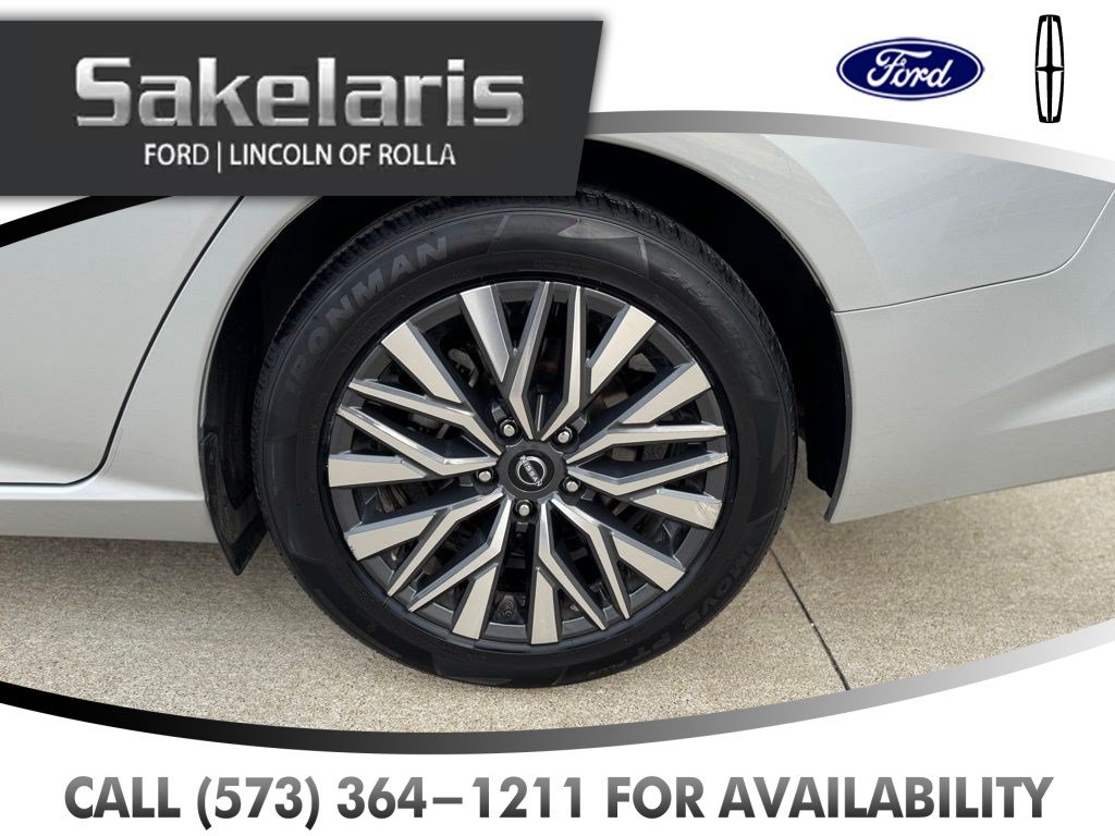 Used 2024 Nissan Altima 2.5 SV FWD image 9