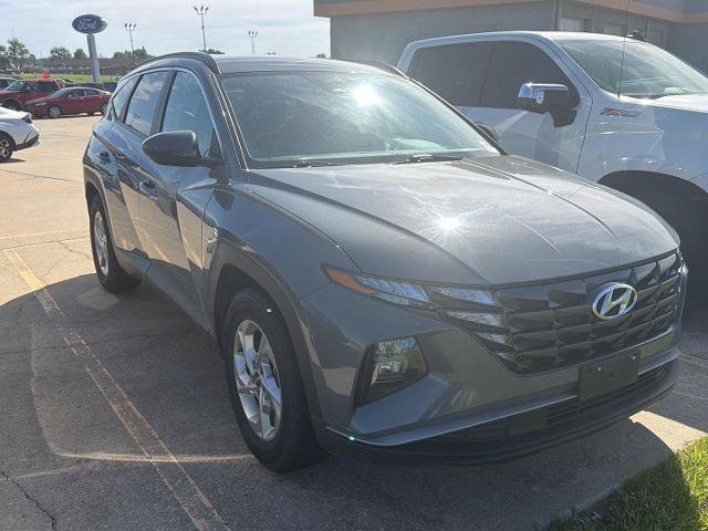 Used 2024 Hyundai Tucson SEL FWD image 2
