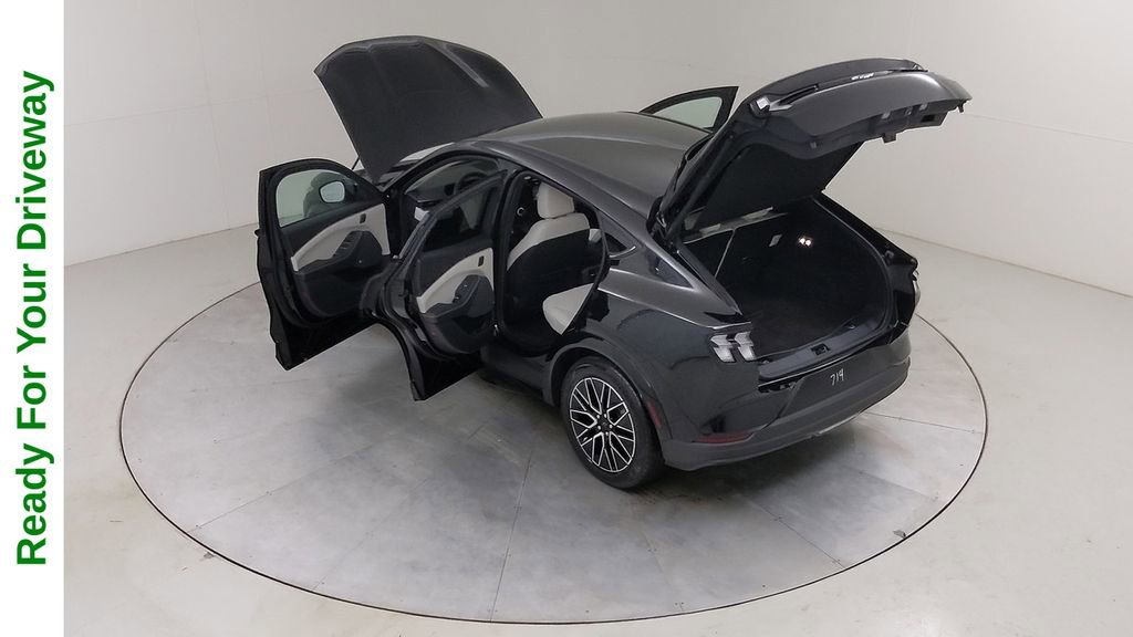 Certified 2025 Ford Mustang Mach-E Premium image 49