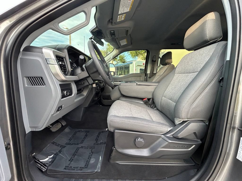 Certified 2025 Ford F250 XL w/ STX Appearance Package AWD/4WD image 11