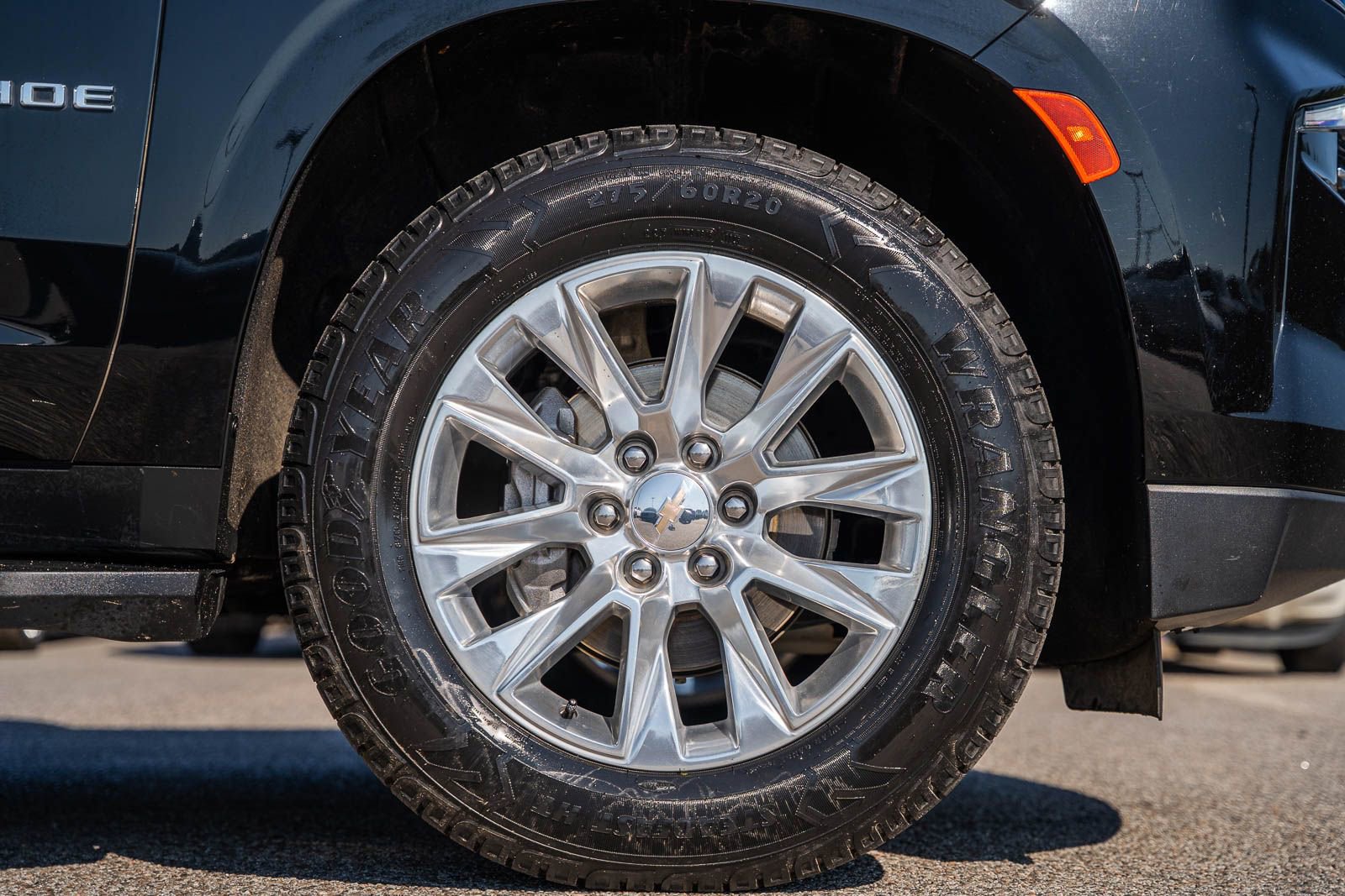 Used 2024 Chevrolet Tahoe Premier AWD/4WD image 10