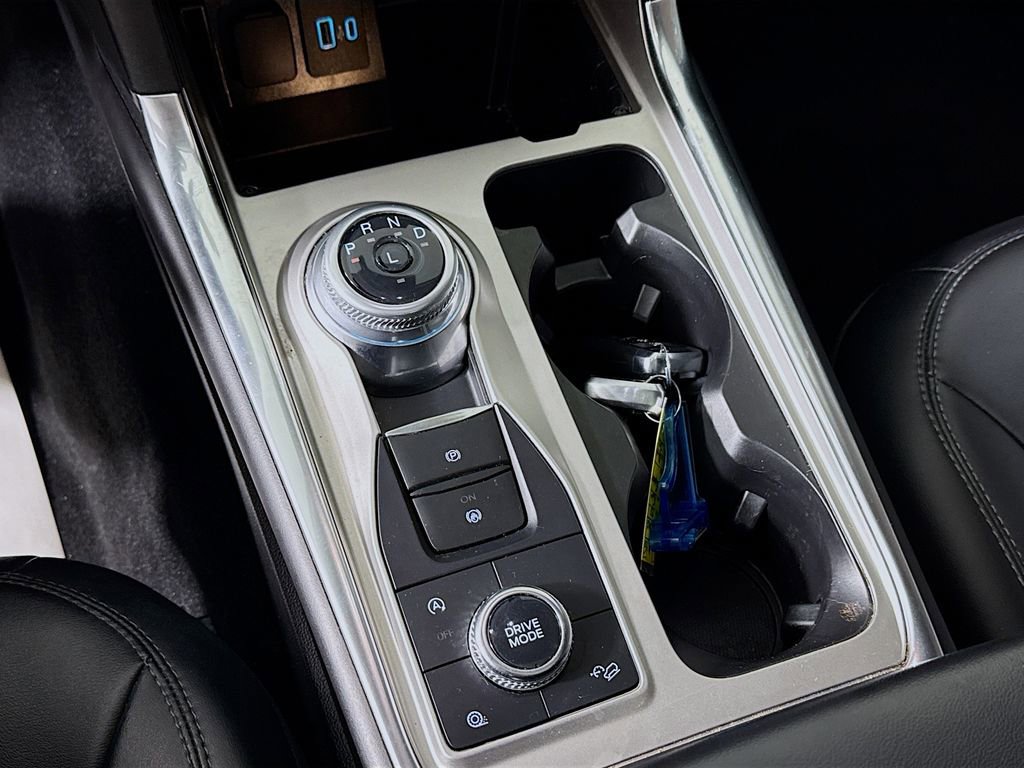 Certified 2023 Ford Explorer XLT w/ Equipment Group 202A image 20