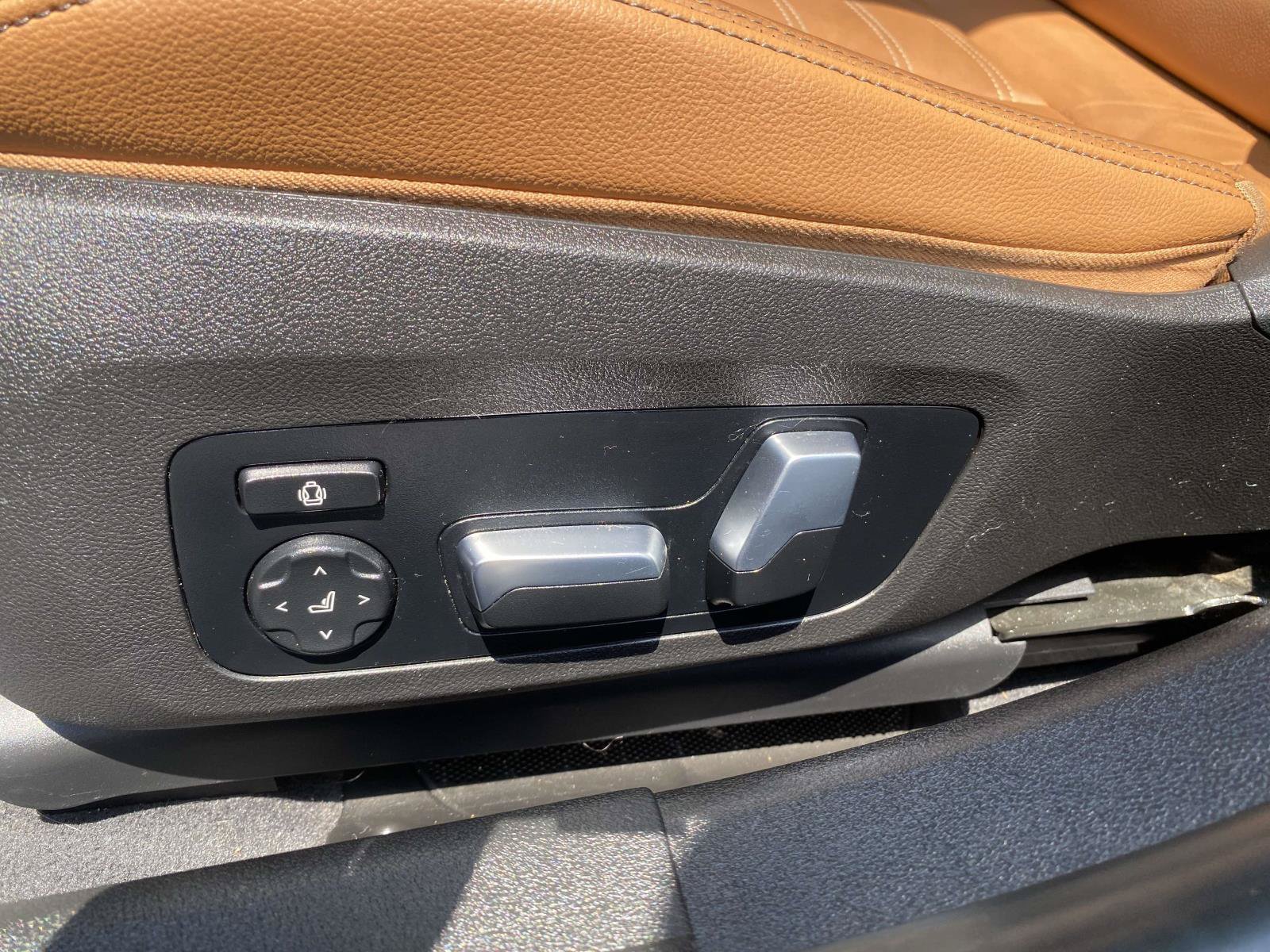 Used 2019 BMW 330i Sedan RWD image 16