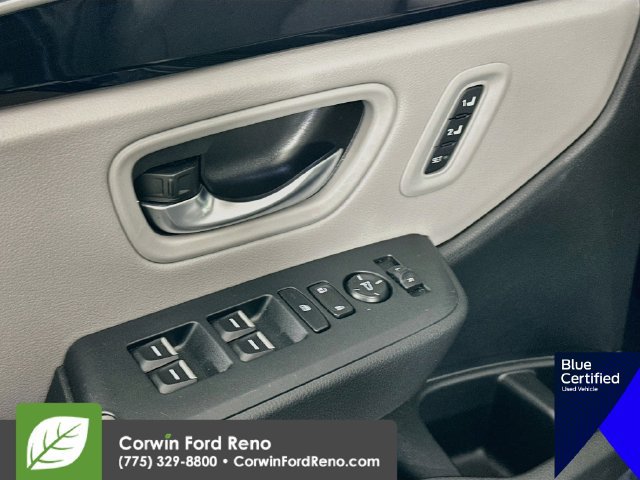 Used 2025 Honda Pilot Touring image 21