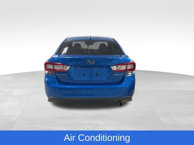 Used 2020 Subaru Impreza 2.0i Limited image 3