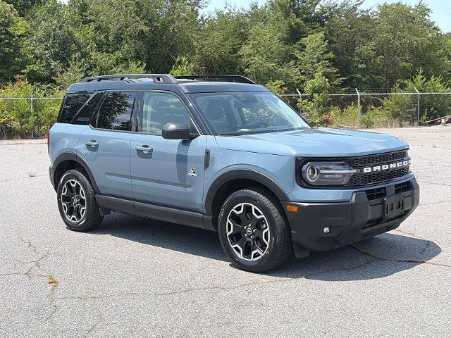 Certified 2025 Ford Bronco Sport Outer Banks AWD/4WD image 1